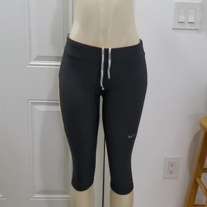 Nike dri fit carpi workout gym